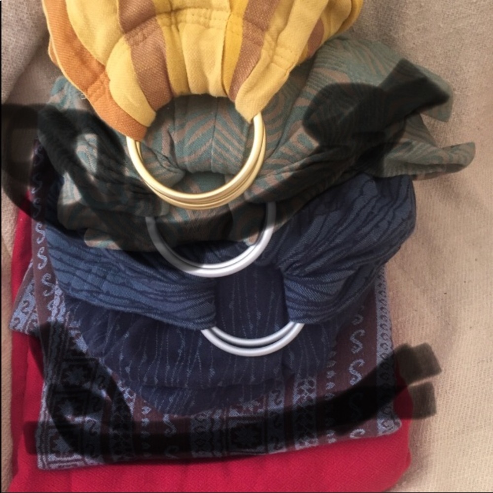 Mum's era linen ring sling